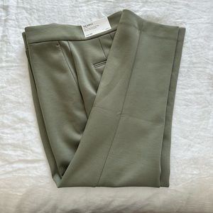 Ann Taylor Pants Ankle Pant - Curvy Fit Petite